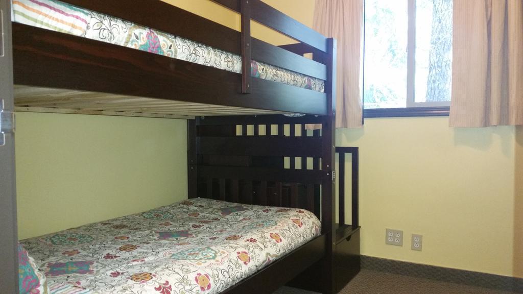 Moderne Hostel Маммот Лейкс Номер фото